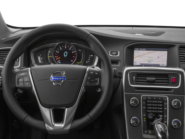 2015 Volvo S60 T5 Drive-E Platinum photo 3