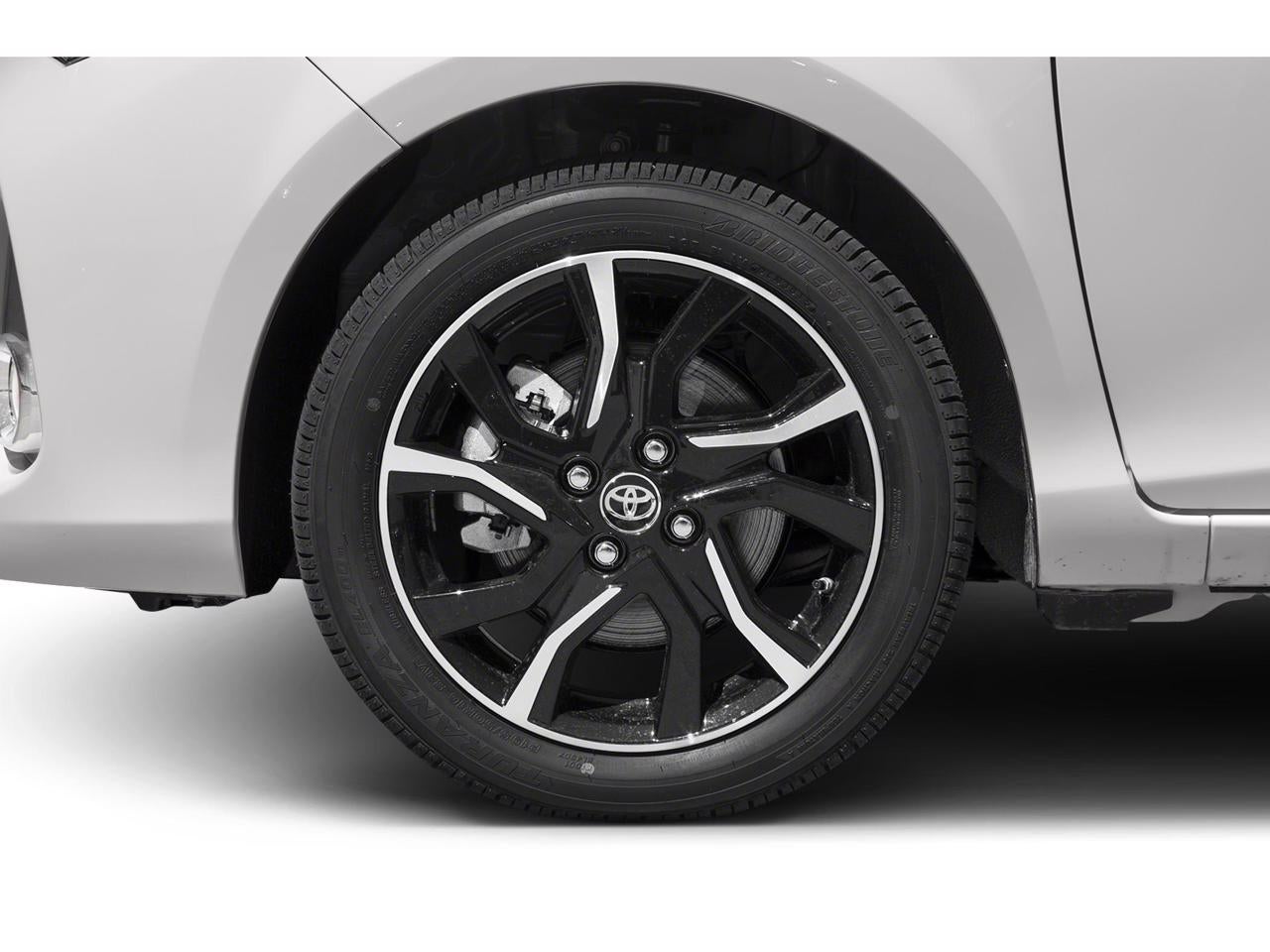 2015 Toyota Yaris SE