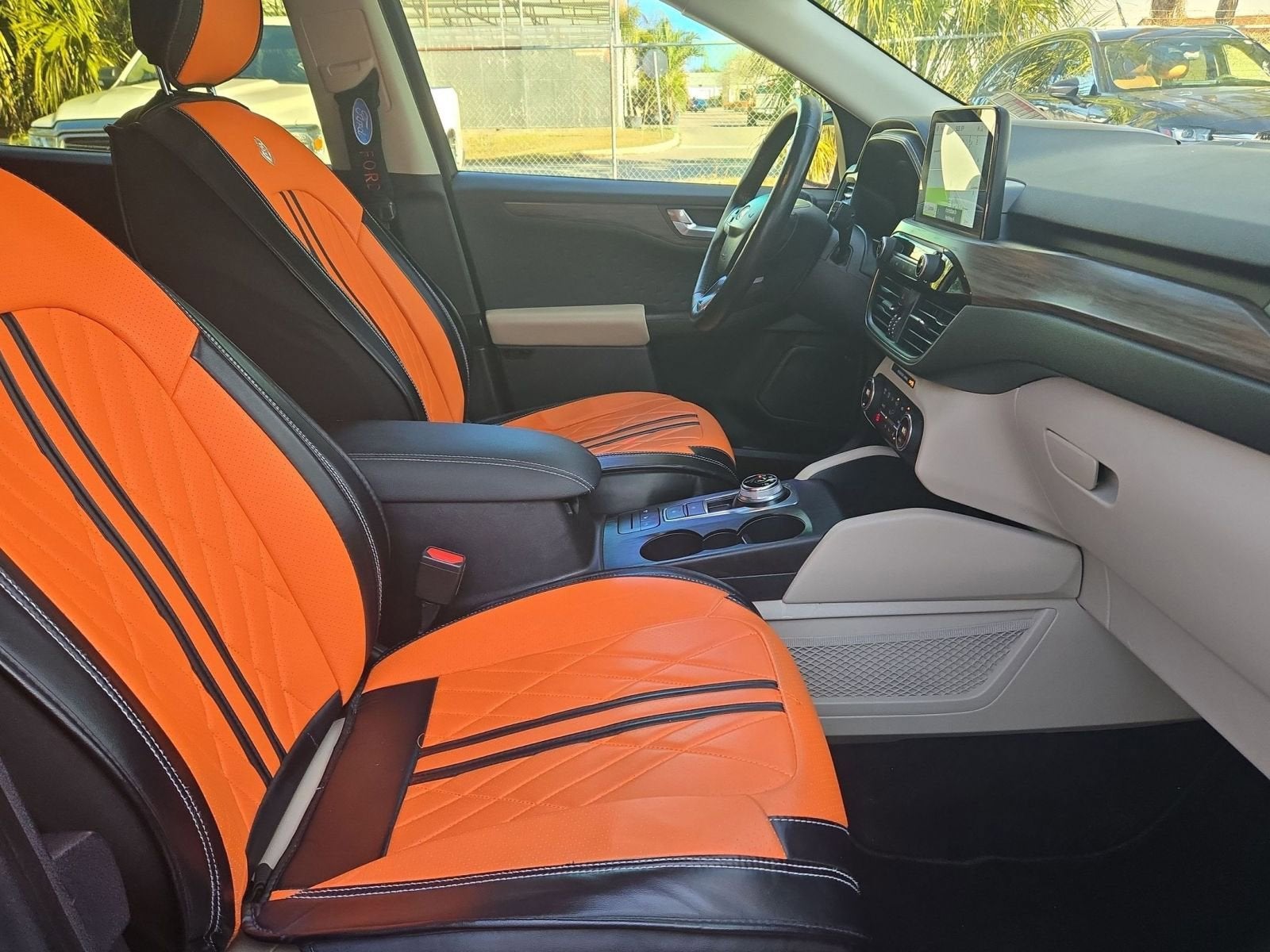 2020 Ford Escape Titanium Hybrid