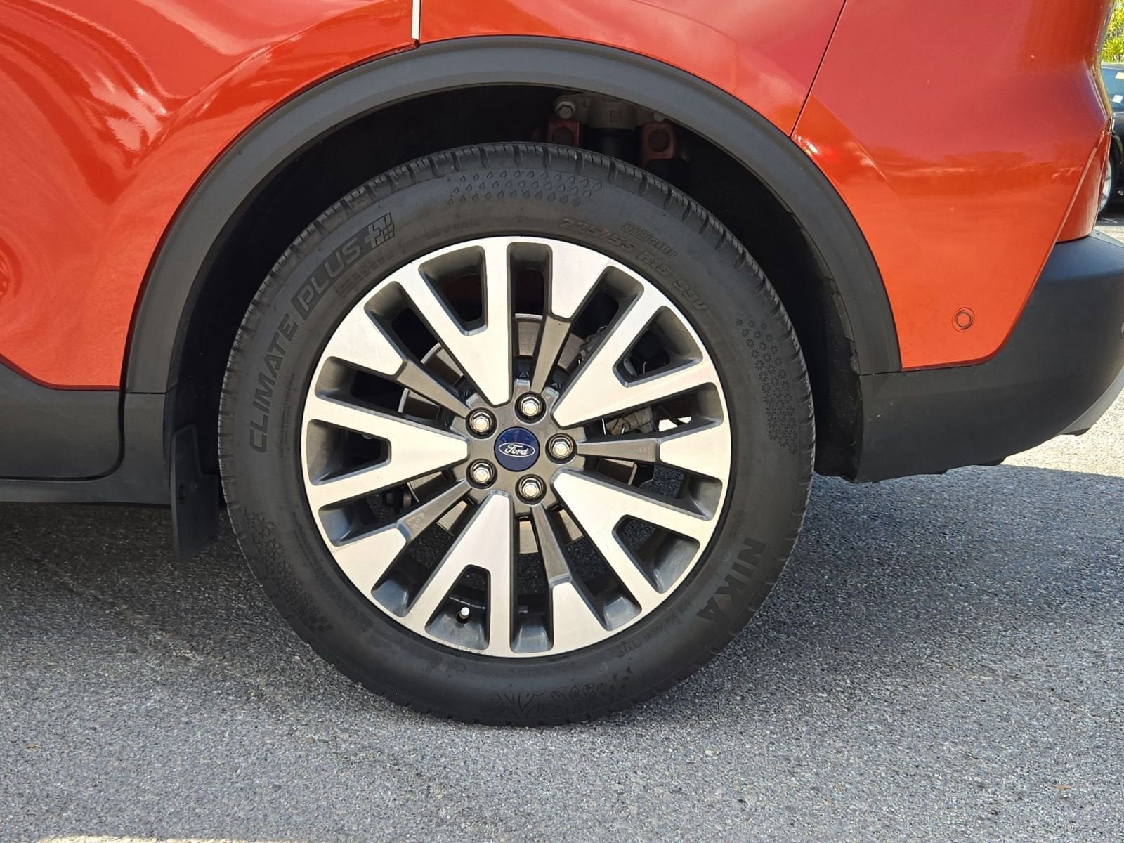 2020 Ford Escape Titanium Hybrid