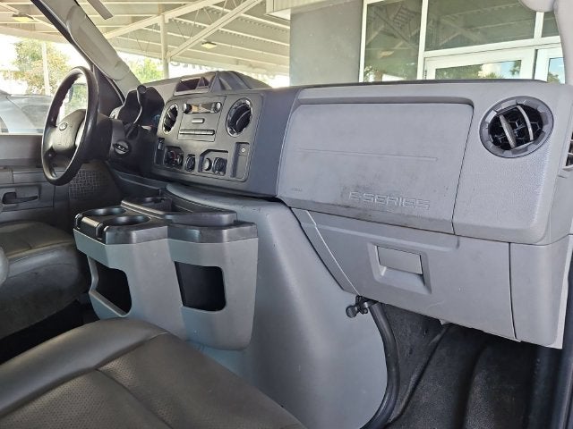 2014 Ford E-Series Econoline Van Commercial - Photo 25