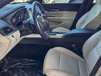 2024 Cadillac CT4 Luxury