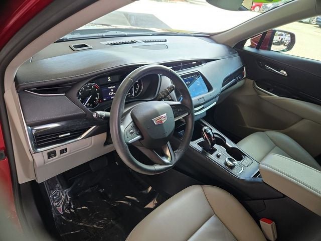 2021 Cadillac XT4 Premium Luxury