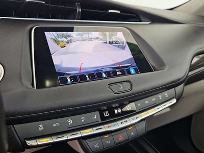 2022 Cadillac XT4 Premium Luxury