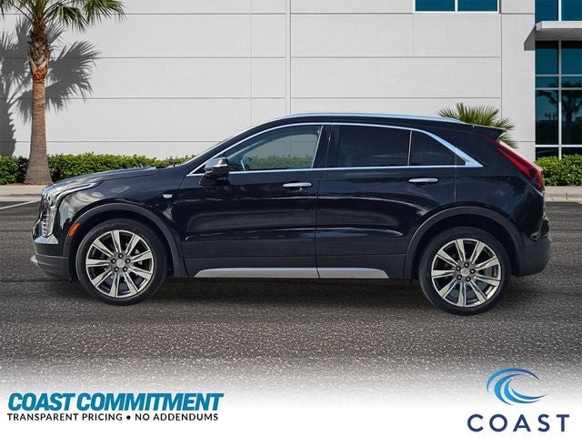 2022 Cadillac XT4 Premium Luxury