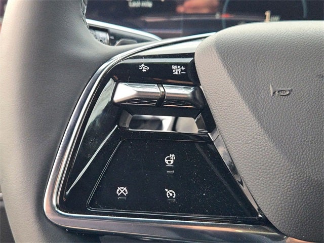 2025 Cadillac LYRIQ Sport