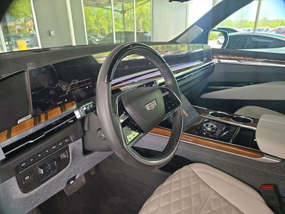 2025 Cadillac Escalade Sport Platinum