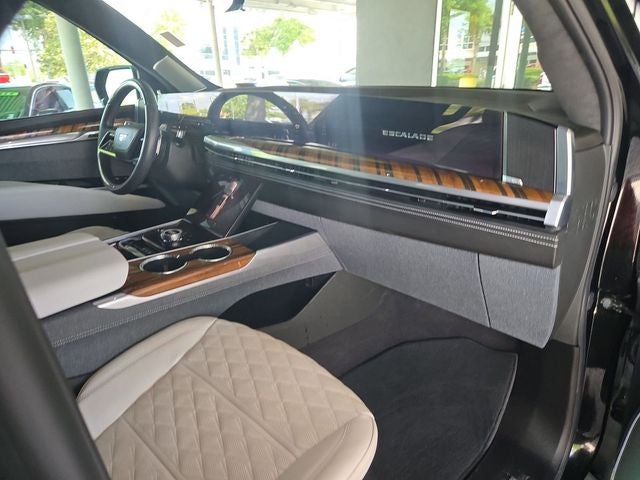 2025 Cadillac Escalade Sport Platinum