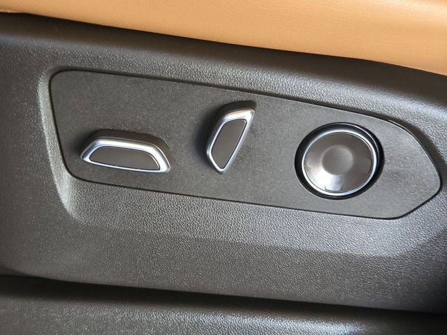 2025 Cadillac Escalade ESV Premium