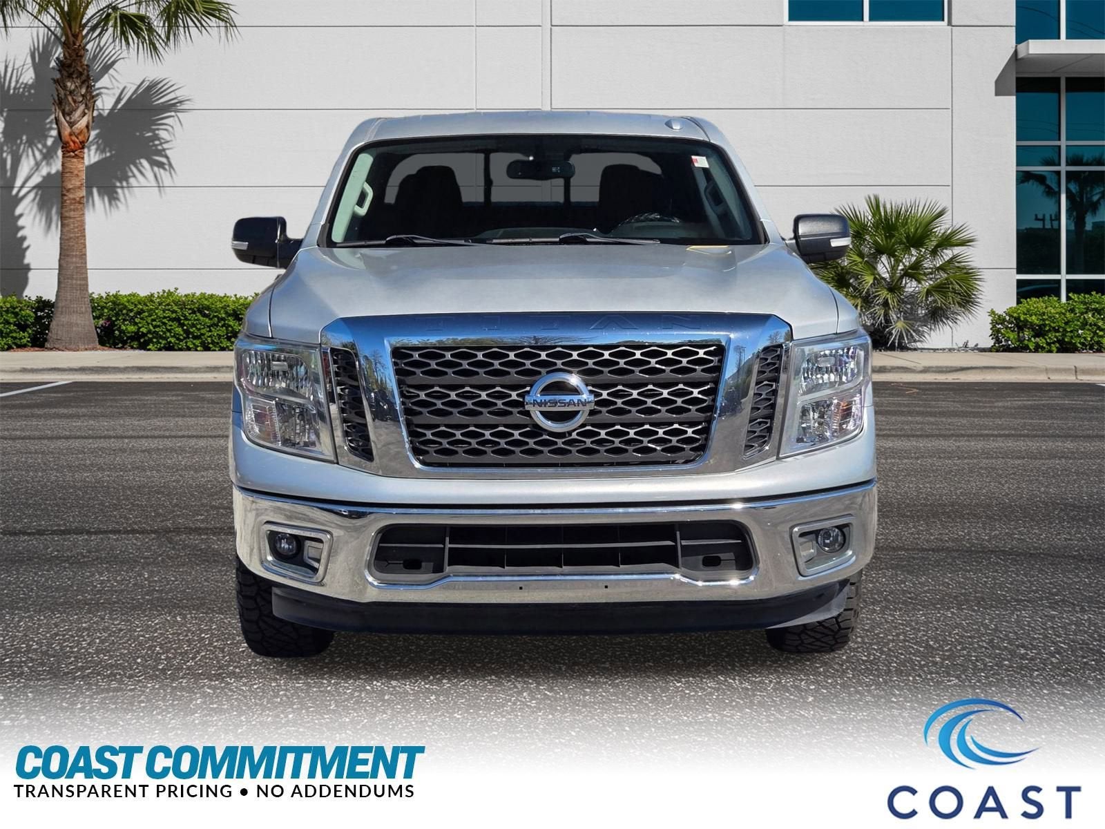 2017 Nissan Titan SV