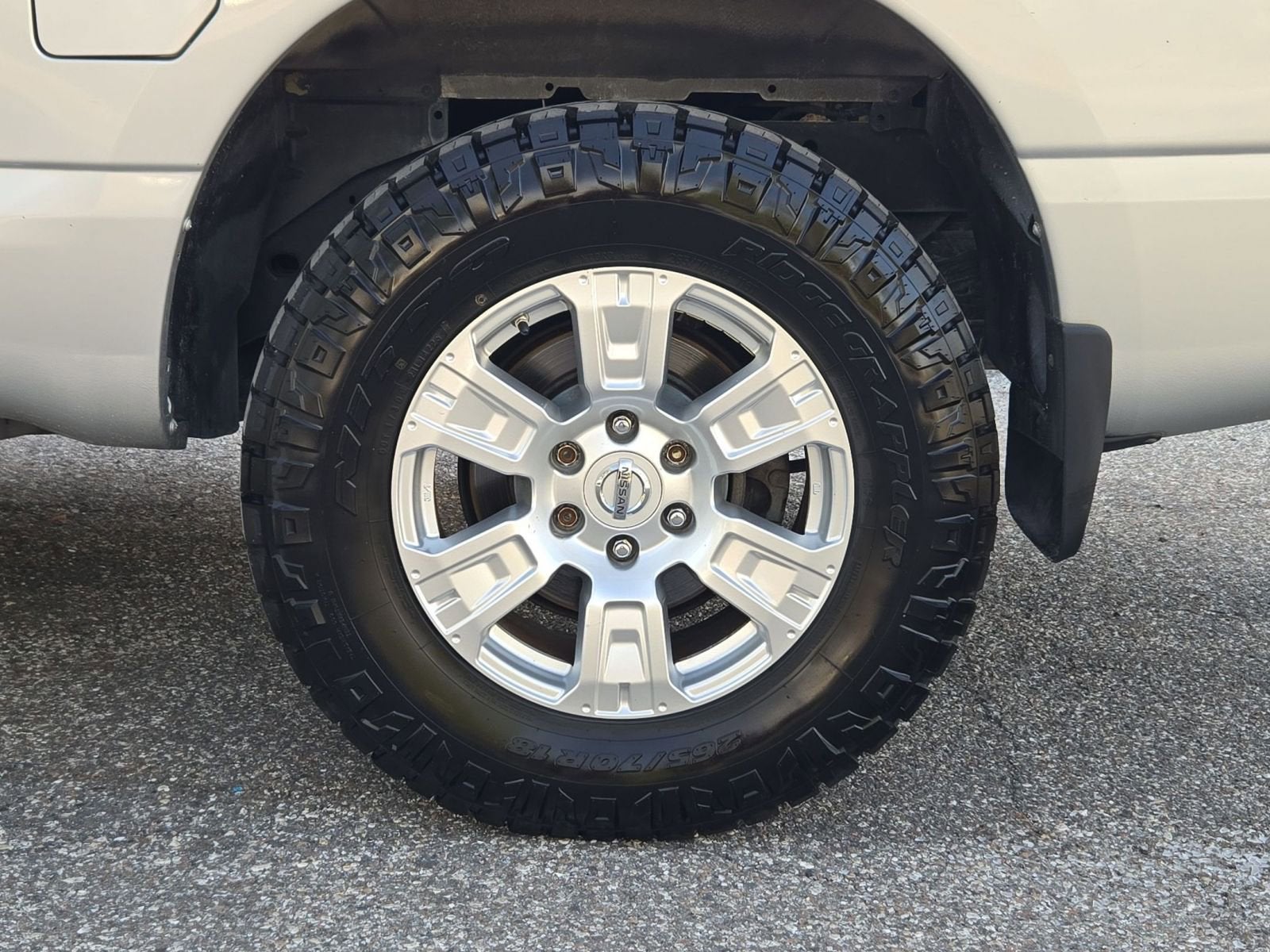 2017 Nissan Titan SV