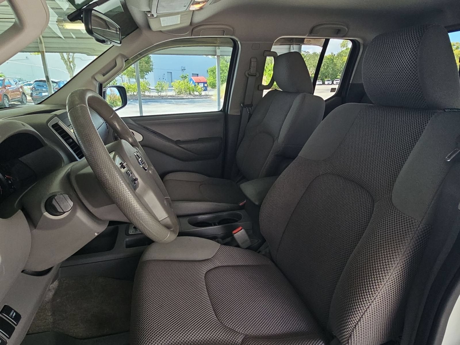 2014 Nissan Frontier SV