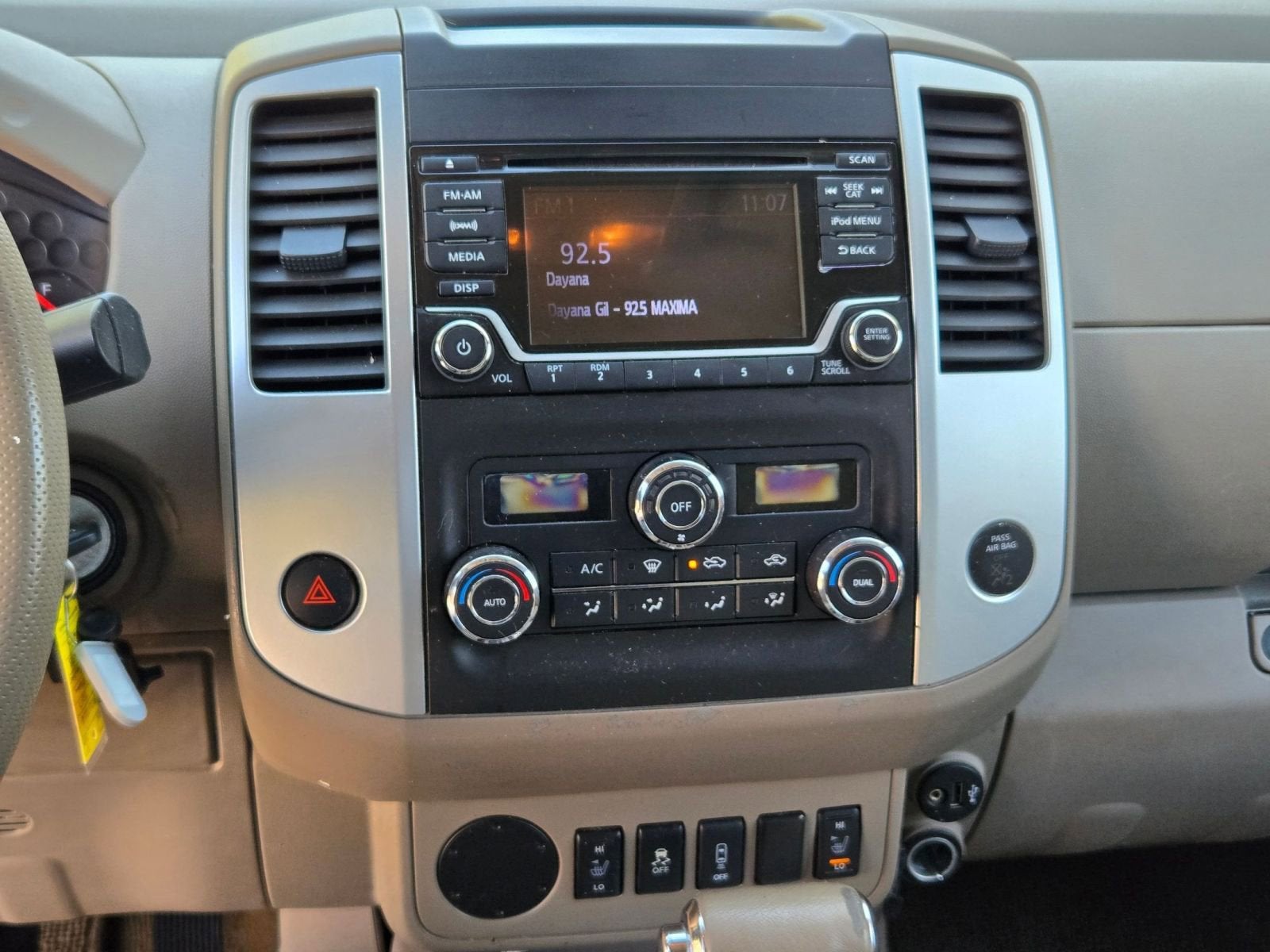 2017 Nissan Frontier SV