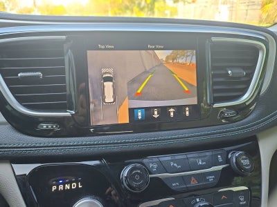 2018 Chrysler Pacifica Hybrid Limited