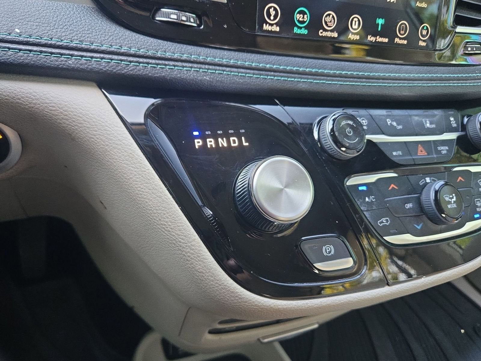 2018 Chrysler Pacifica Hybrid Limited