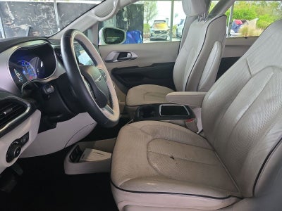 2018 Chrysler Pacifica Hybrid Limited