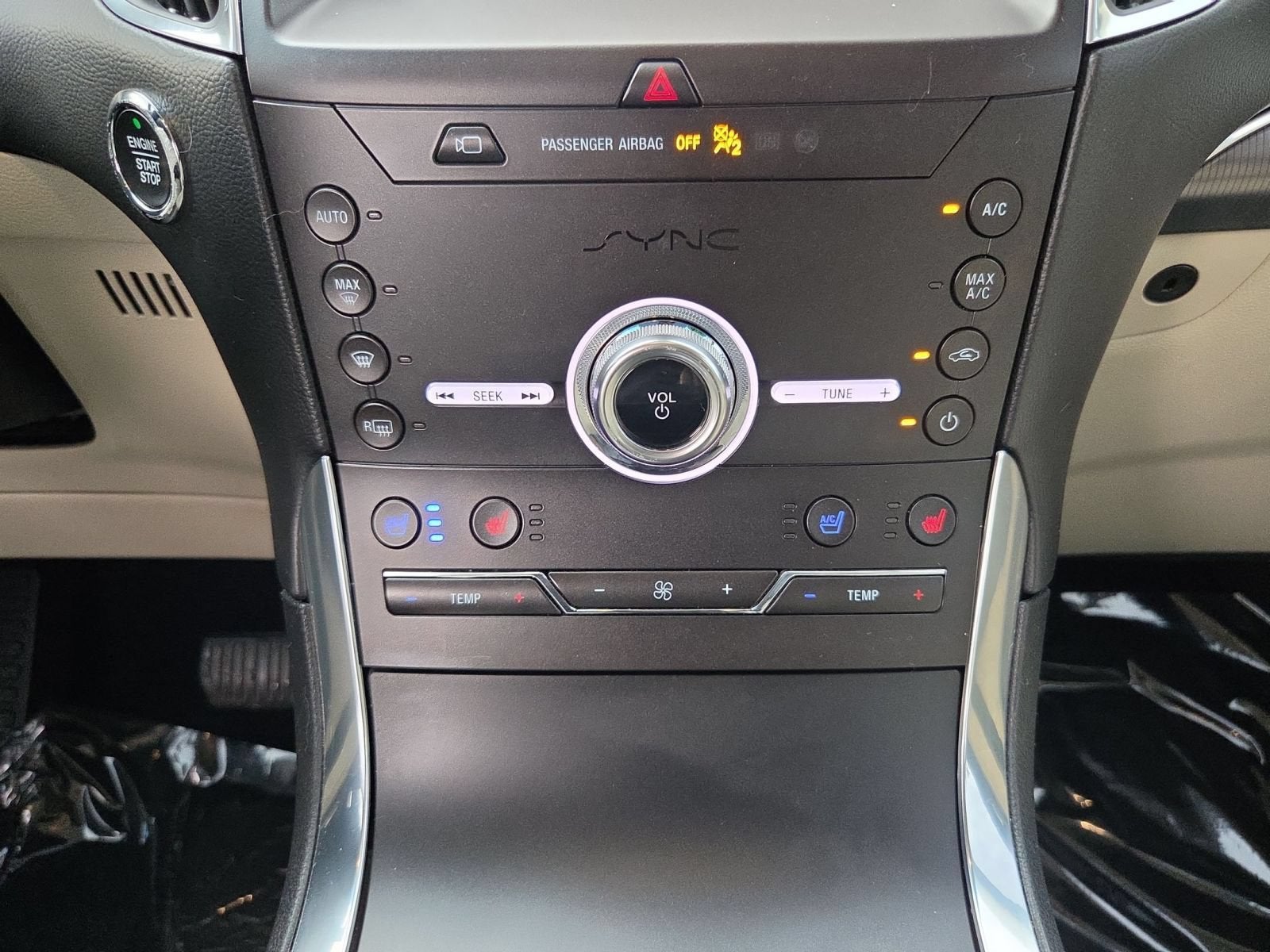 2020 Ford Edge Titanium