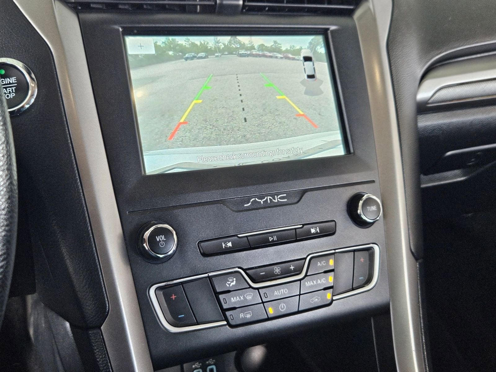 2020 Ford Fusion SE