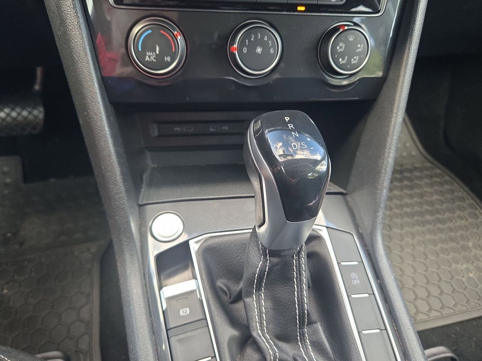 2022 Volkswagen Tiguan 2.0T S