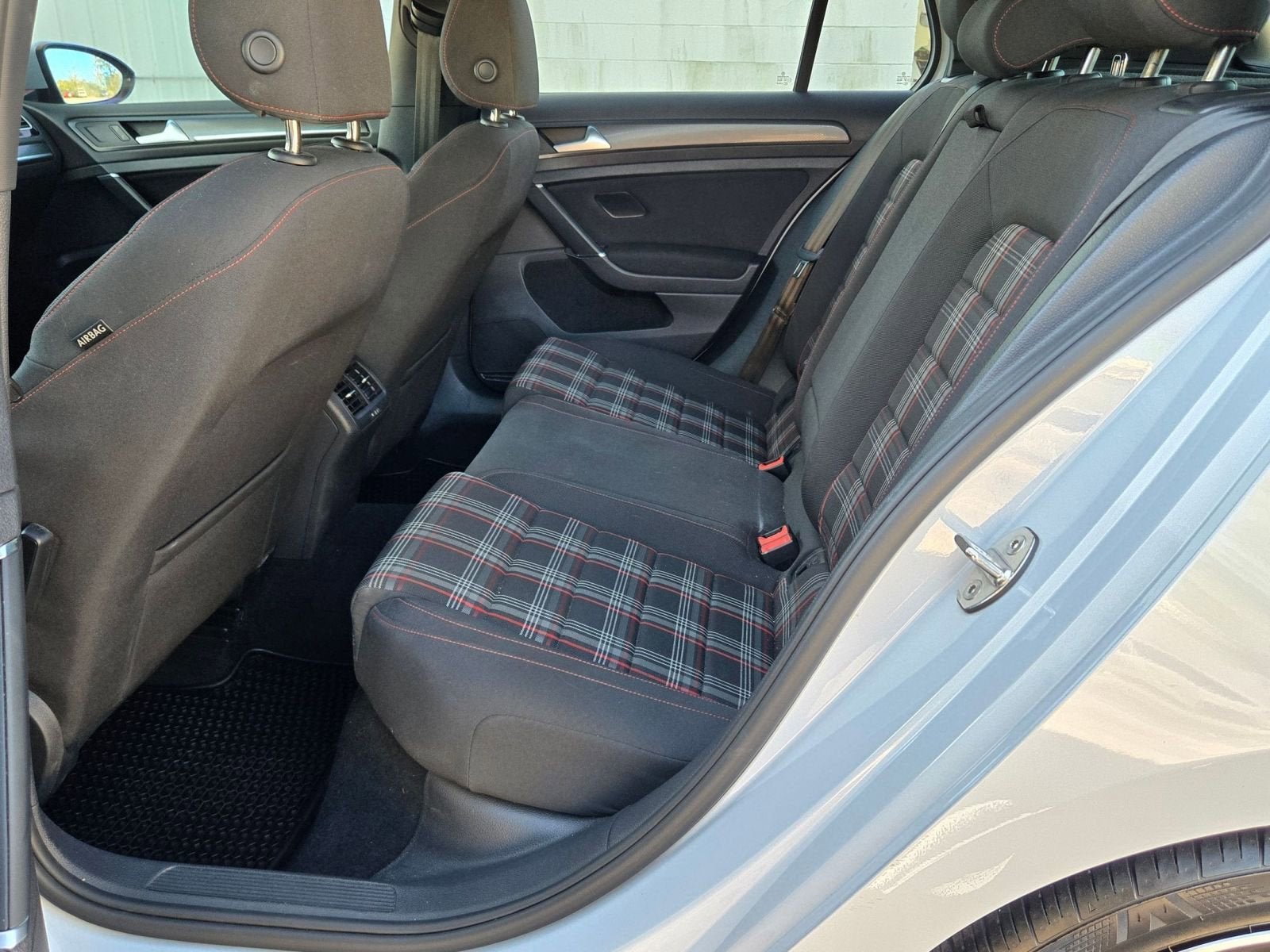 2019 Volkswagen Golf GTI 2.0T S