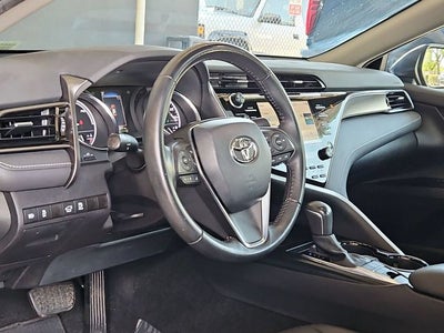 2020 Toyota Camry Hybrid SE