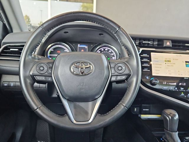2020 Toyota Camry Hybrid SE