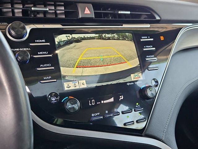 2020 Toyota Camry Hybrid SE