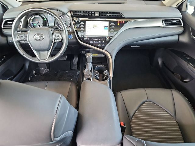 2020 Toyota Camry Hybrid SE
