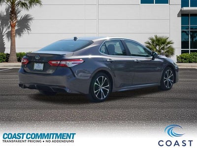 2020 Toyota Camry Hybrid SE