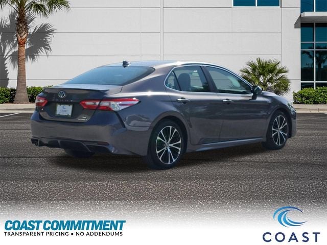 2020 Toyota Camry Hybrid SE