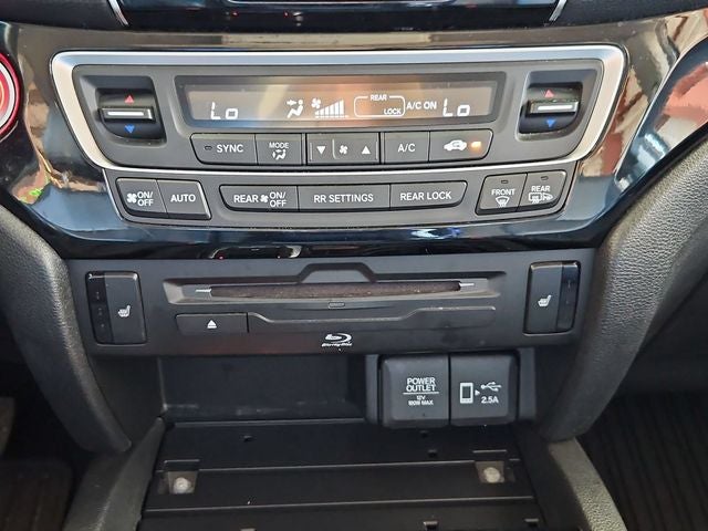 2020 Honda Pilot Touring 8 Passenger