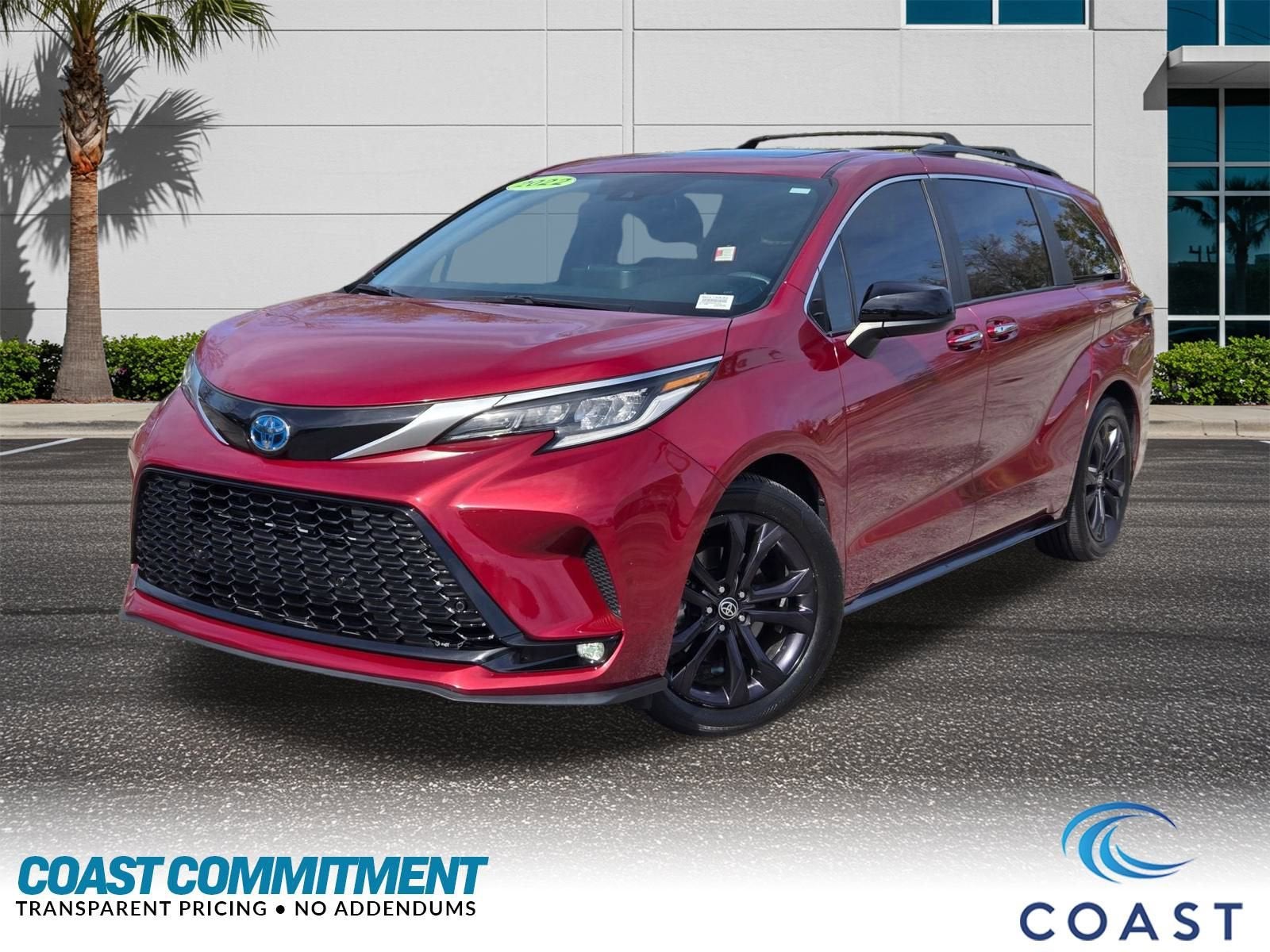 2022 Toyota Sienna XSE 7 Passenger