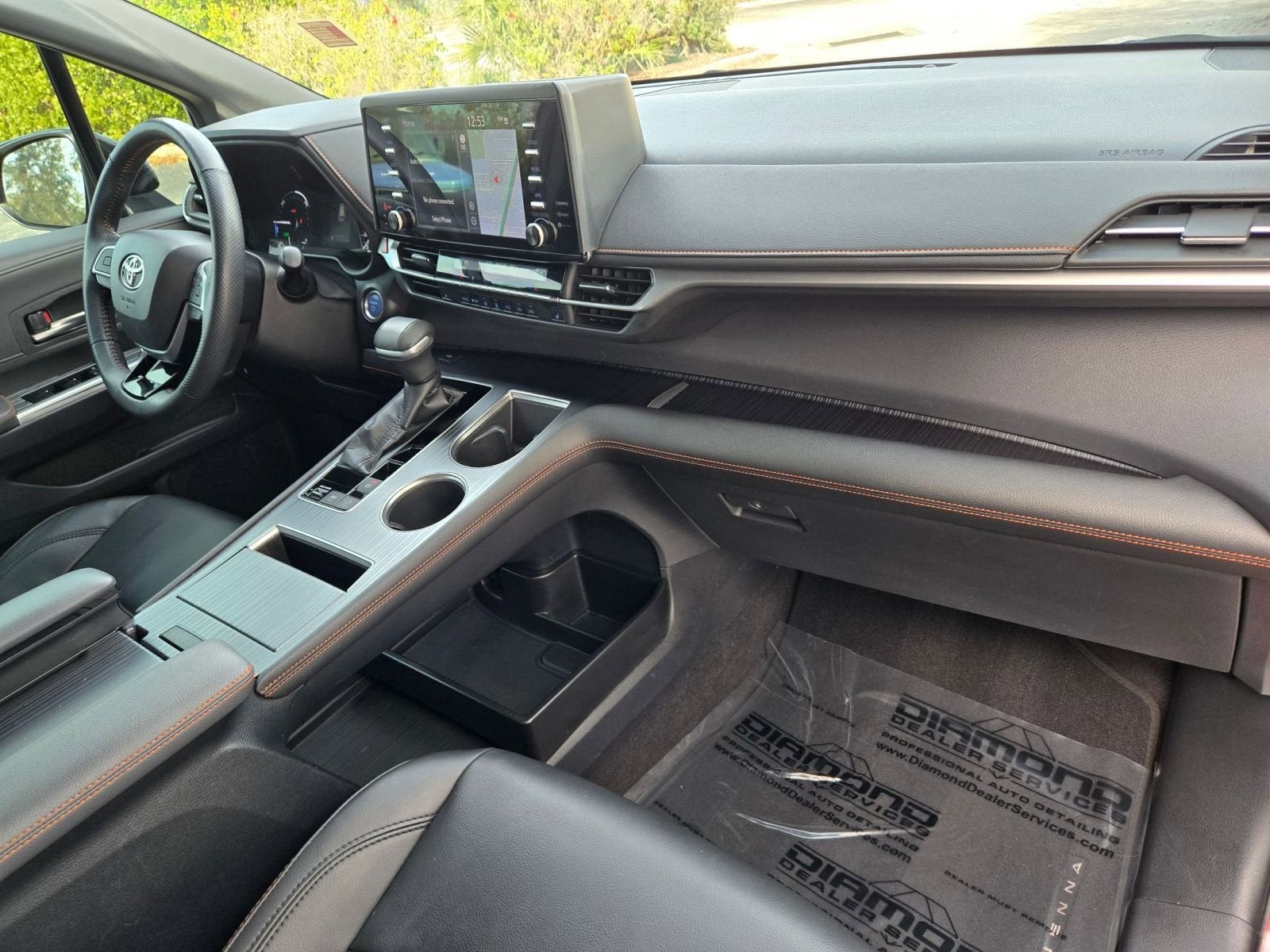 2022 Toyota Sienna XSE 7 Passenger