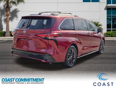 2022 Toyota Sienna XSE 7 Passenger