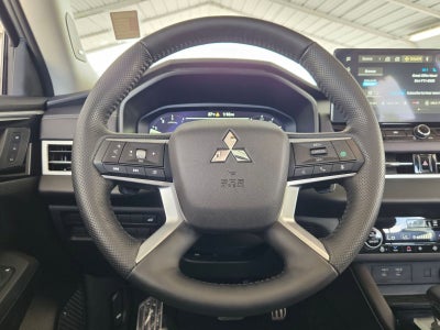 2025 Mitsubishi Outlander SEL