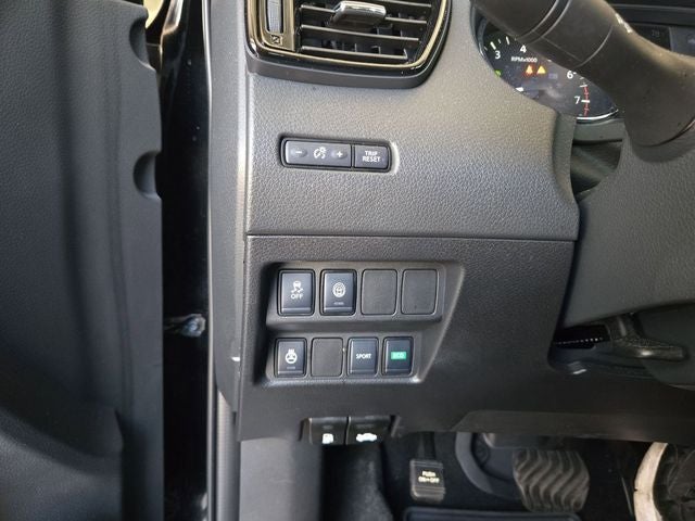 2021 Nissan Rogue Sport SV