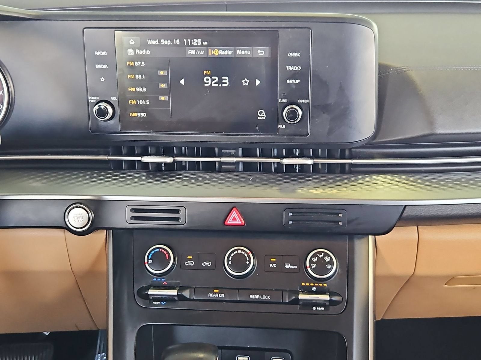 2022 Kia Carnival LXS