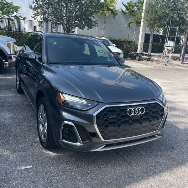 2022 Audi Q5 45 S line Premium Plus quattro