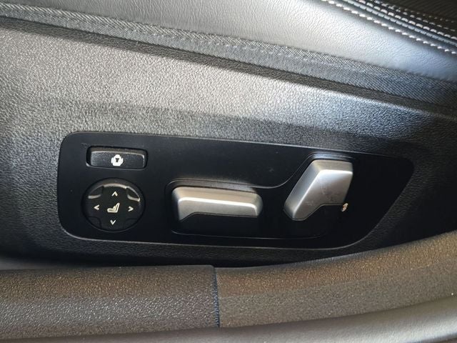 2025 BMW 8 Series 840