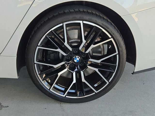 2025 BMW 8 Series 840