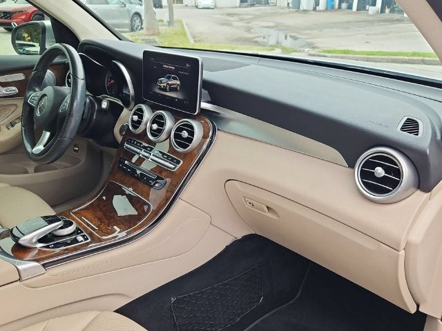 2018 Mercedes-Benz GLC GLC300 - Photo 29