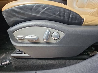 2016 Porsche Cayenne Base