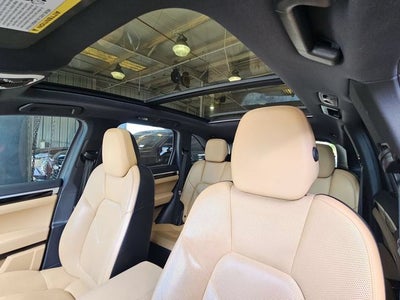 2016 Porsche Cayenne Base