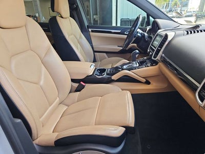 2016 Porsche Cayenne Base