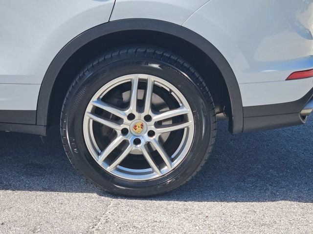 2016 Porsche Cayenne Base