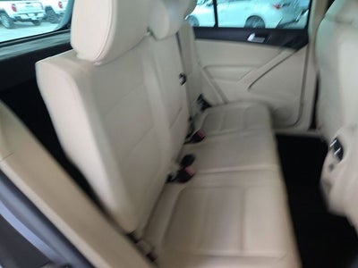 2012 Volkswagen Tiguan SE