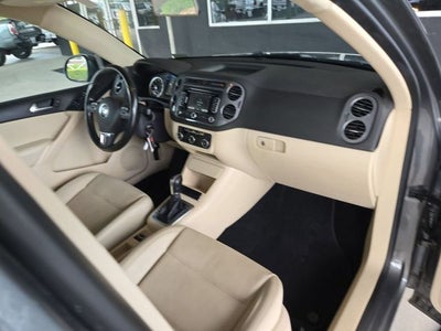 2012 Volkswagen Tiguan SE
