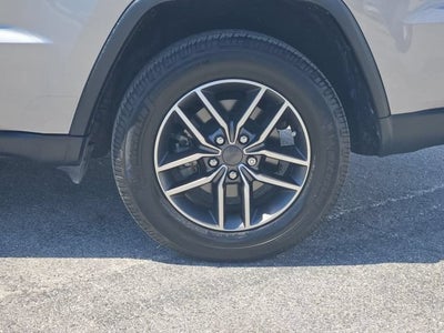 2020 Jeep Grand Cherokee Laredo E