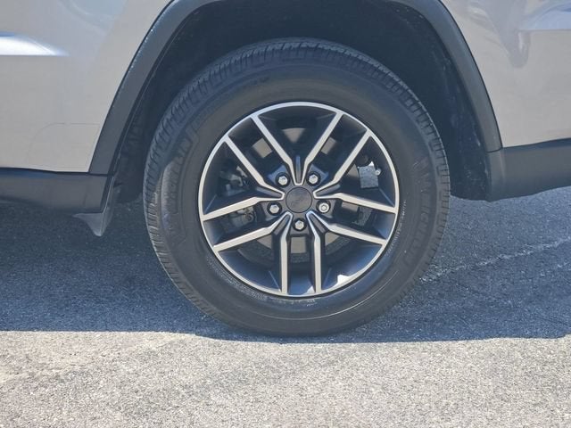 2020 Jeep Grand Cherokee Laredo E