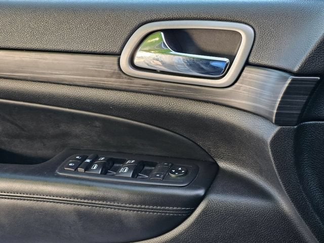 2020 Jeep Grand Cherokee Laredo E
